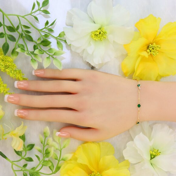 Minimalist Bracelet, Sleek & Modern Design, Women’s Fashion, YC110496-B - Picture 7 of 10